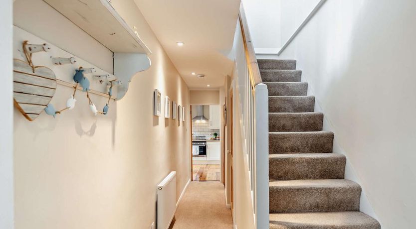 Photo of 3 Bed in Appledore