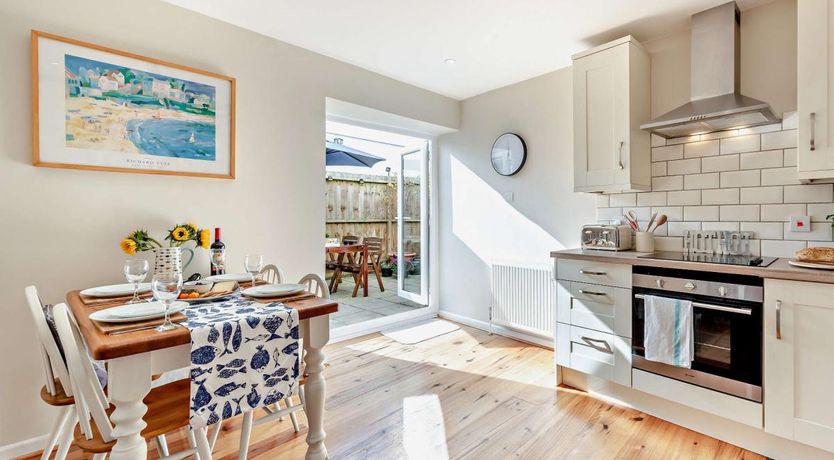 Photo of 3 Bed in Appledore