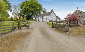 Photo of Cottage in Angus