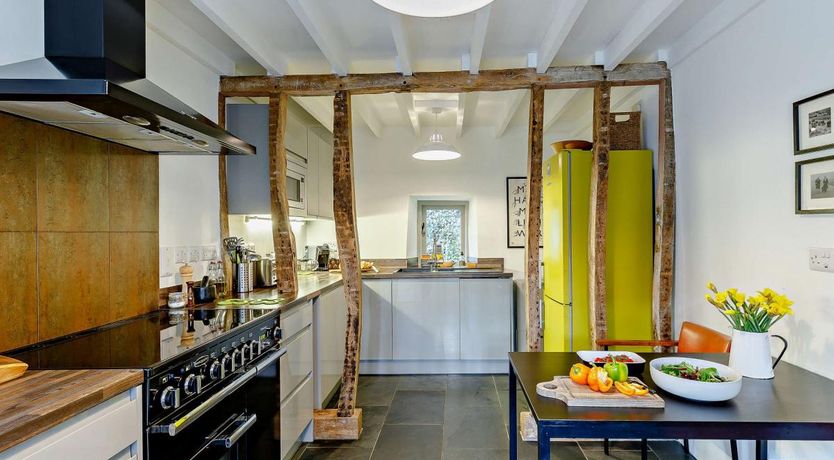 Photo of 3 Bed in Cwmdauddwr