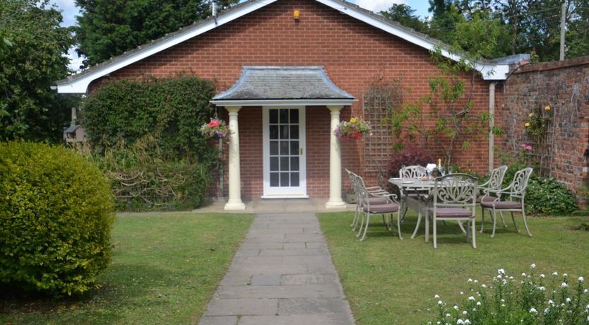 Photo of 3 Bed in Overton