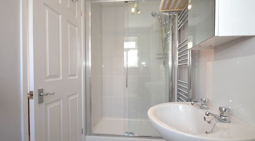 Photo of 1 Bed in Par-