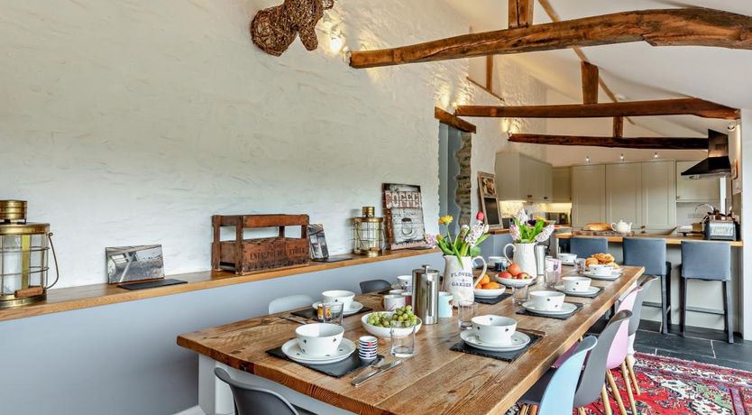 Photo of 5 Bed in Brushford