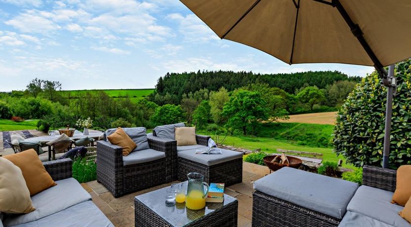 Photo of 5 Bed in Brushford