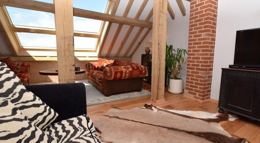 Photo of 2 Bed in Higher Ansty