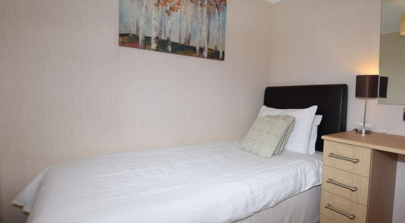 Photo of 3 Bed in Tydd St Giles