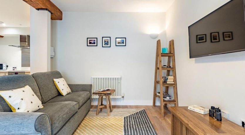 Photo of 1 Bed in Charlestown