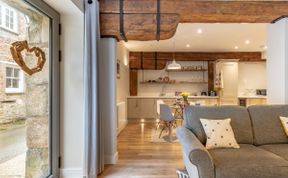 Photo of in Charlestown (42194)