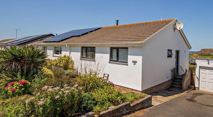 Photo of 2 Bed in Widemouth Bay