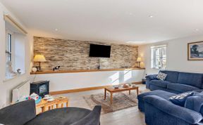 Photo of in Fairbourne (43105)
