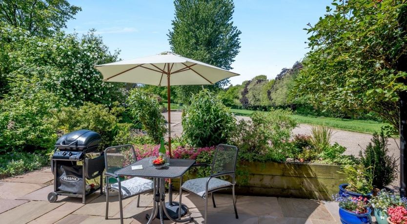 Photo of 1 Bed in Hempstead