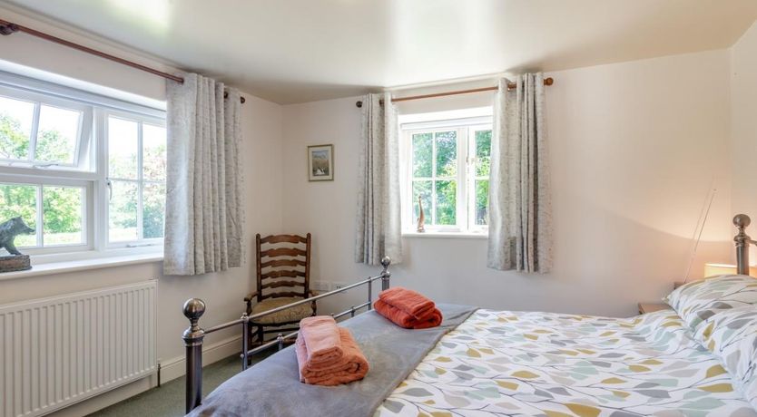 Photo of 1 Bed in Hempstead