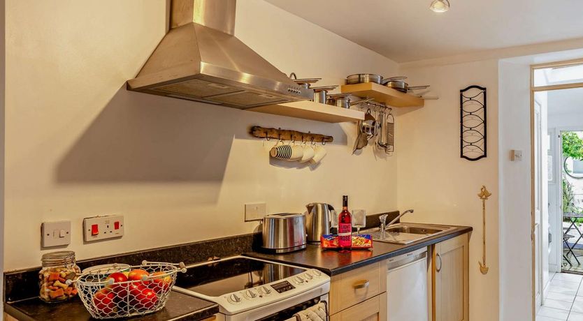 Photo of 2 Bed in Instow