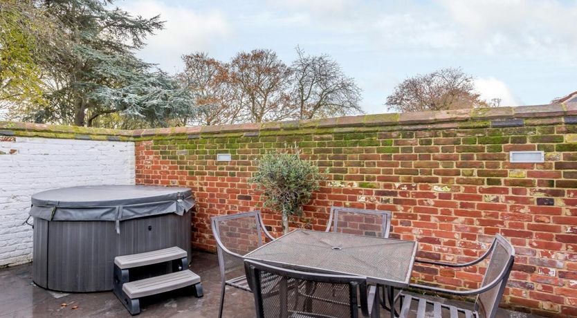 Photo of 2 Bed in Northrepps