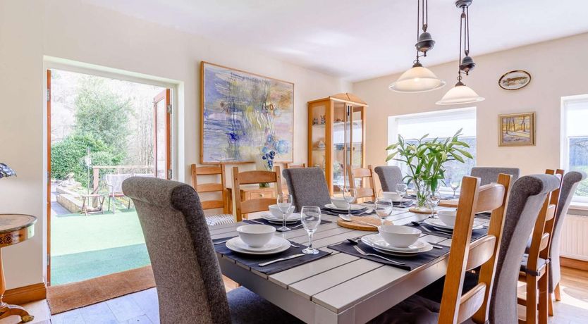 Photo of 5 Bed in Llangollen