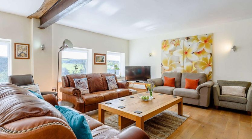 Photo of 5 Bed in Llangollen