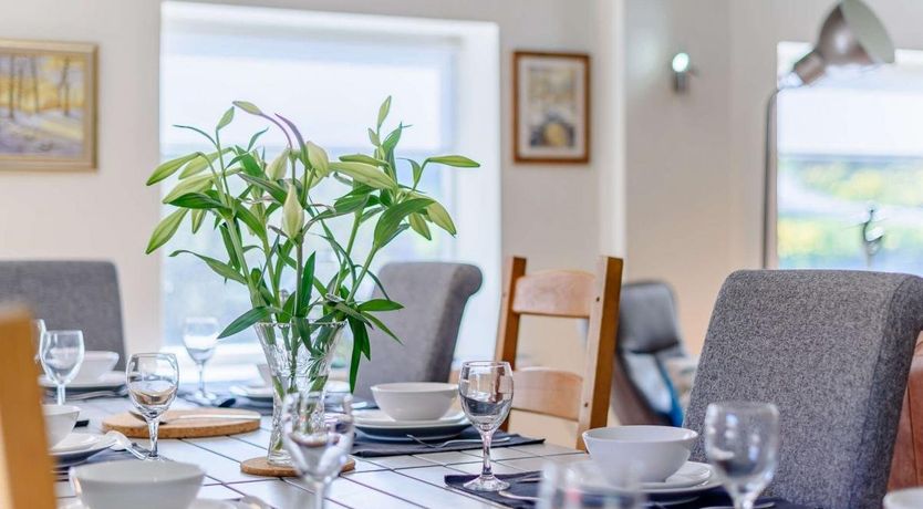 Photo of 5 Bed in Pandy