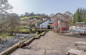 Photo of llangollen-house