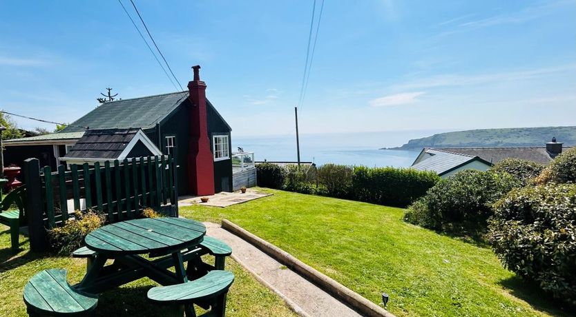 Photo of 3 Bed in Freshwater East