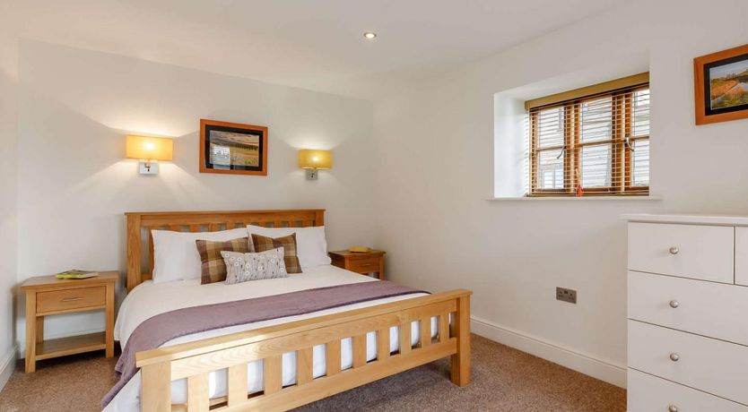 Photo of 1 Bed in Taunton