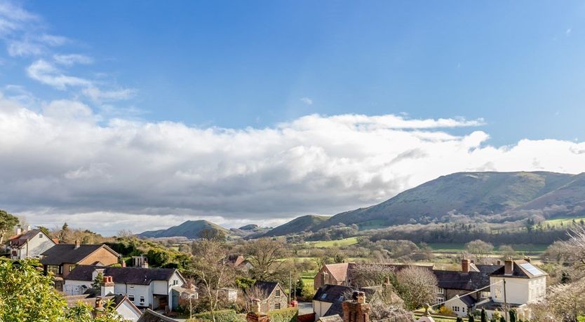 Photo of 2 Bed in All Stretton