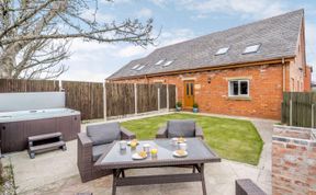 Photo of 3 Bed in Poulton-le-fylde
