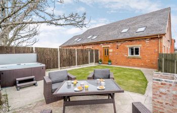 3 Bed in Poulton-le-fylde Holiday Cottage