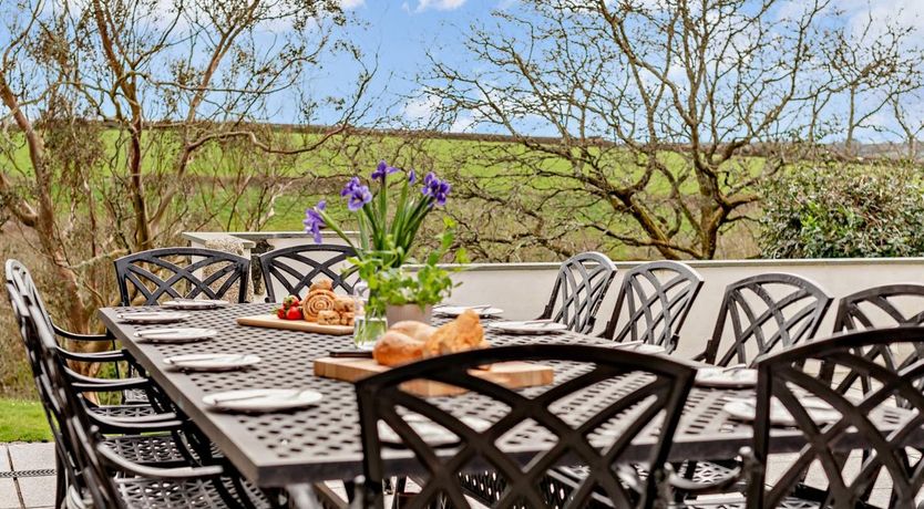 Photo of 6 Bed in Cury Cross Lanes