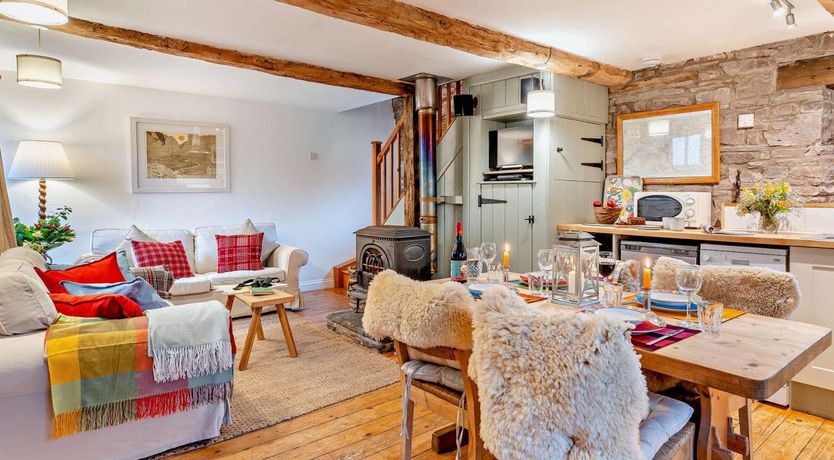 Photo of 2 Bed in Abergavenny