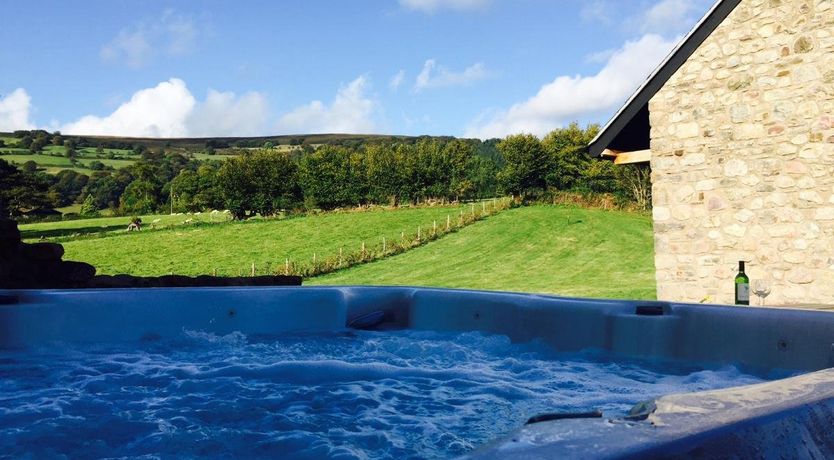 Photo of in Abergavenny  (42909)