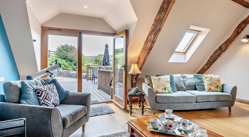 Photo of 2 Bed in Llanfihangel-nant-Bran