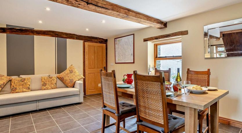 Photo of 2 Bed in Llanfihangel-nant-Bran