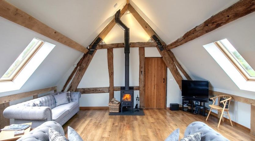 Photo of 3 Bed in Broadwas