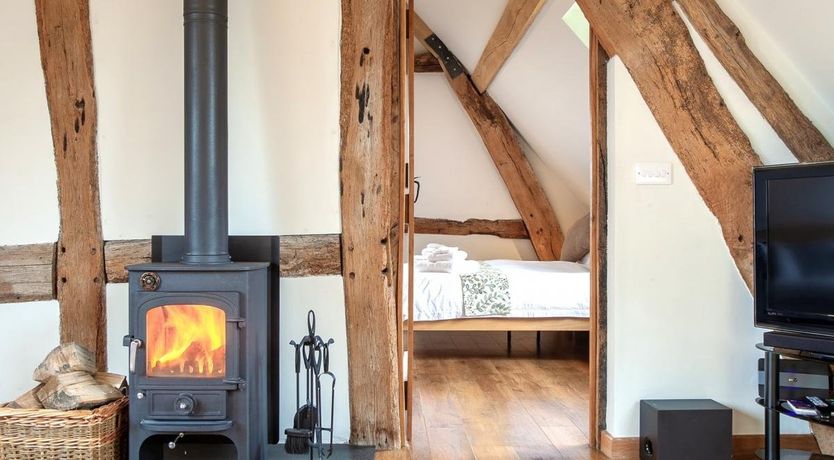 Photo of 3 Bed in Broadwas