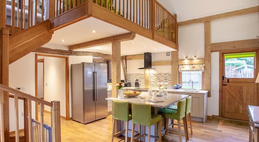 Photo of 3 Bed in Broadwas