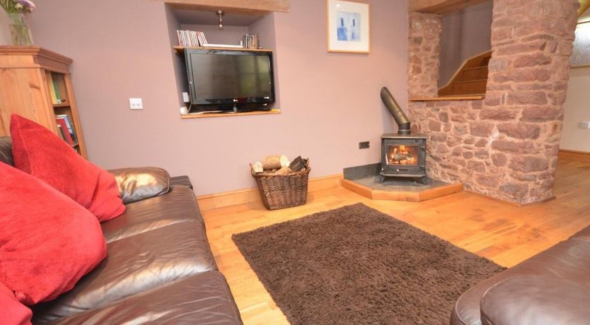 Photo of 2 Bed in Timberscombe