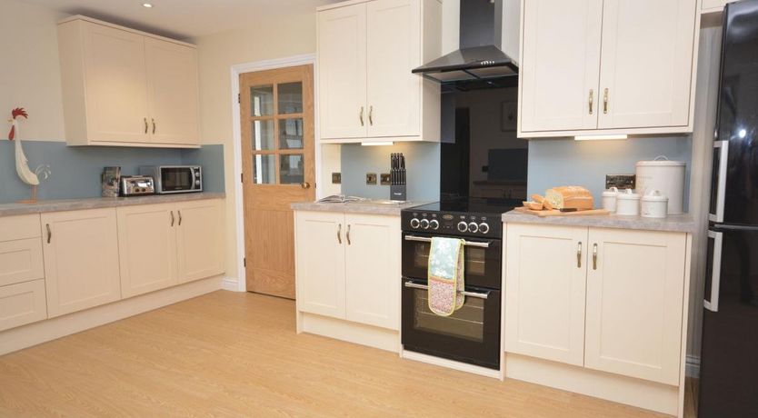 Photo of 3 Bed in Yeolmbridge