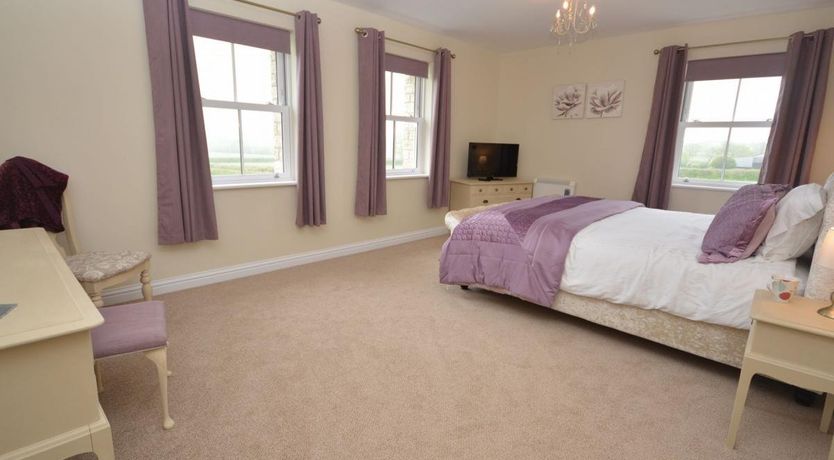 Photo of 3 Bed in Yeolmbridge