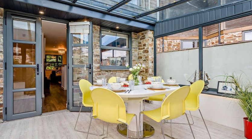 Photo of 4 Bed in Charlestown