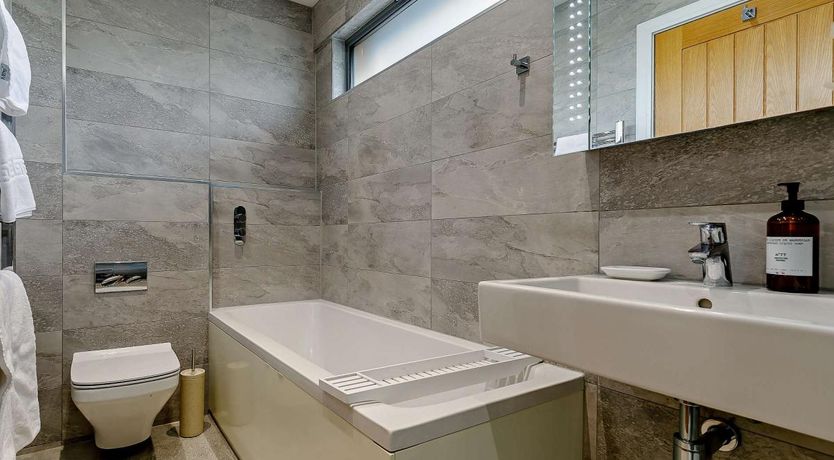 Photo of 3 Bed in Charlestown