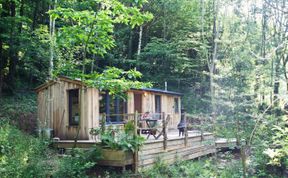 Photo of 1 Bed in Abergavenny