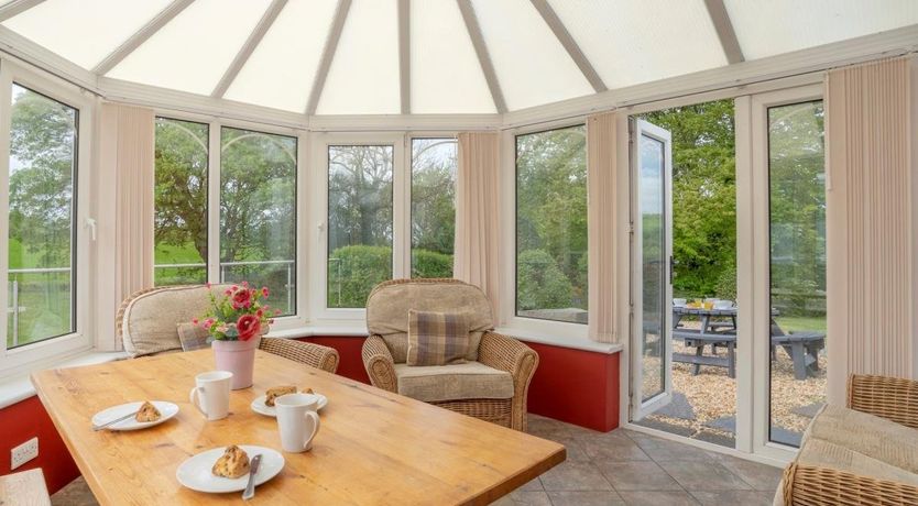 Photo of 4 Bed in Cellan