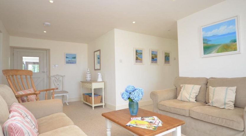 Photo of 4 Bed in Trelights