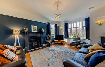 4 Bed in Fairbourne Holiday Cottage