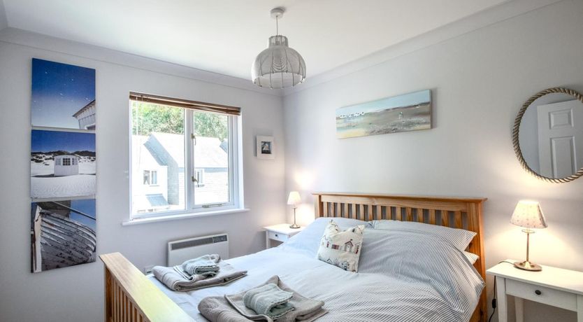 Photo of 3 Bed in Falmouth