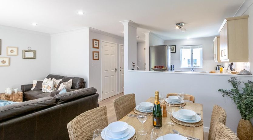 Photo of 3 Bed in Falmouth