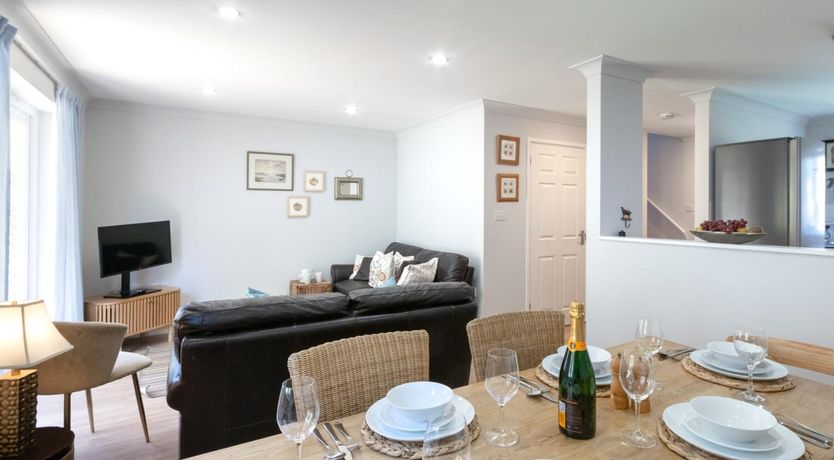 Photo of 3 Bed in Falmouth