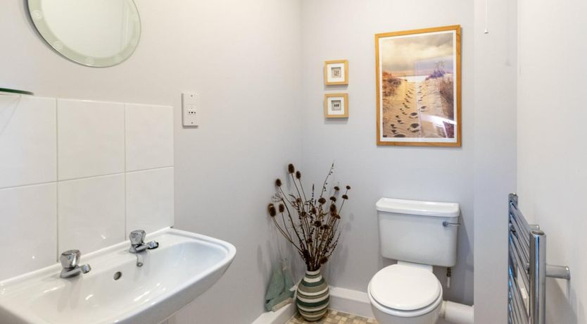 Photo of 3 Bed in Falmouth