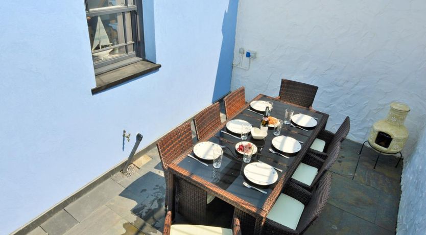 Photo of 2 Bed in Llanstadwell