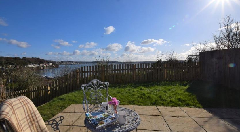 Photo of 2 Bed in Llanstadwell